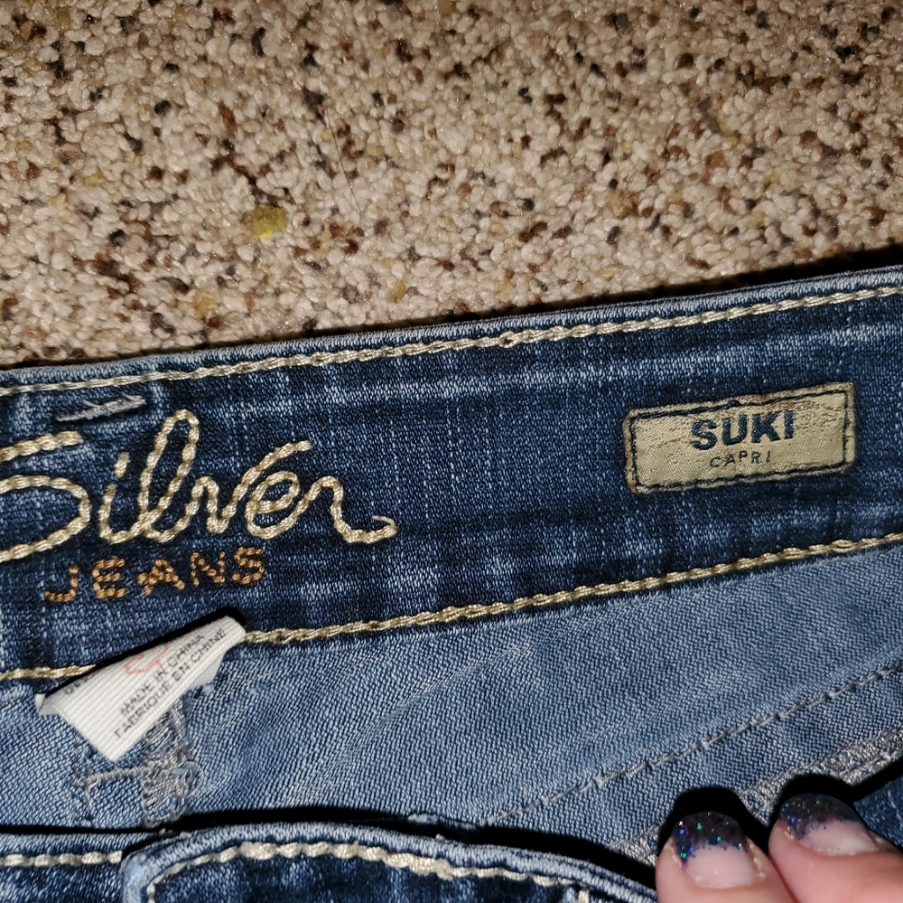 Silver 'SUKI' Stretch Capri Blue Denim Jeans - Picture 5 of 5